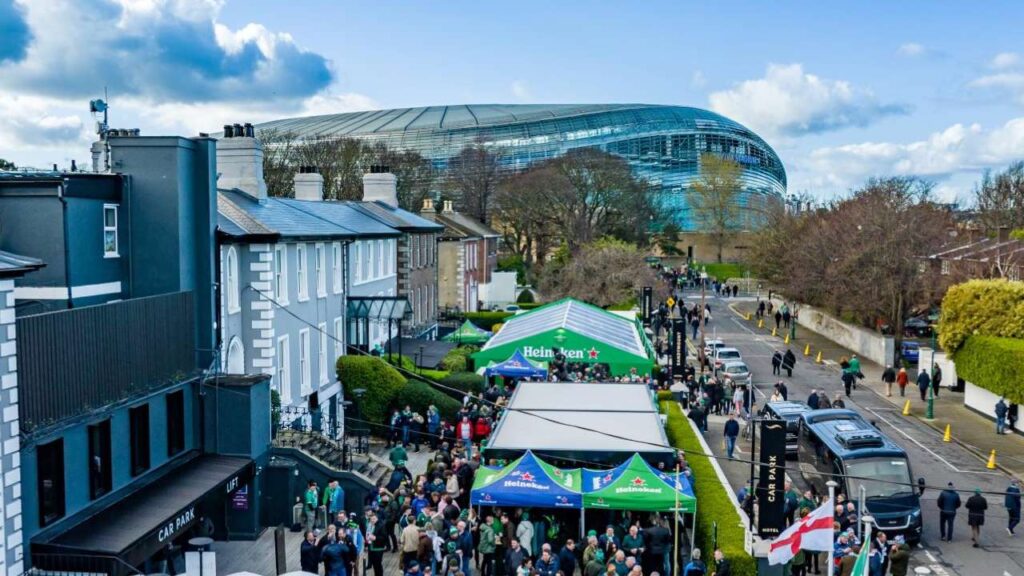 The Sandymount Hotel - Outdoor Events